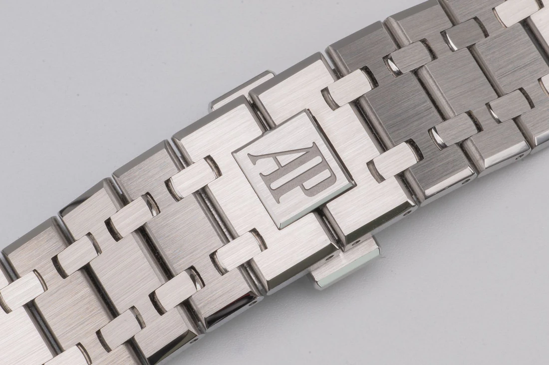 Royal Oak 41 — supplier listing photo of this configuration, view 7