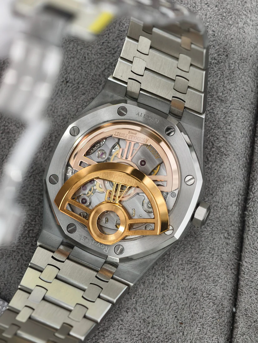 Royal Oak 41 — صورة من إدراج المورّد لهذه المواصفات، زاوية 6