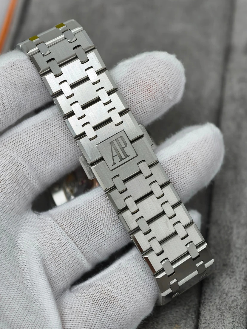 Royal Oak 41 — صورة من إدراج المورّد لهذه المواصفات، زاوية 7