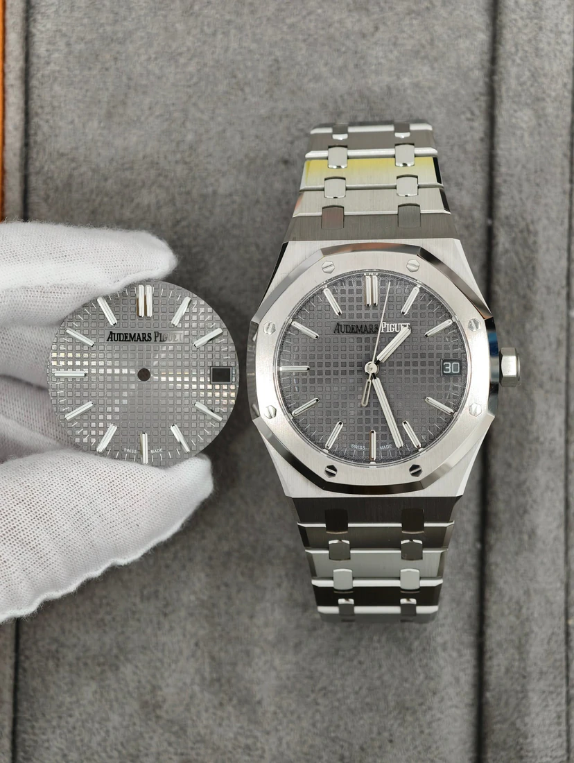 Royal Oak 41 — صورة من إدراج المورّد لهذه المواصفات، زاوية 8