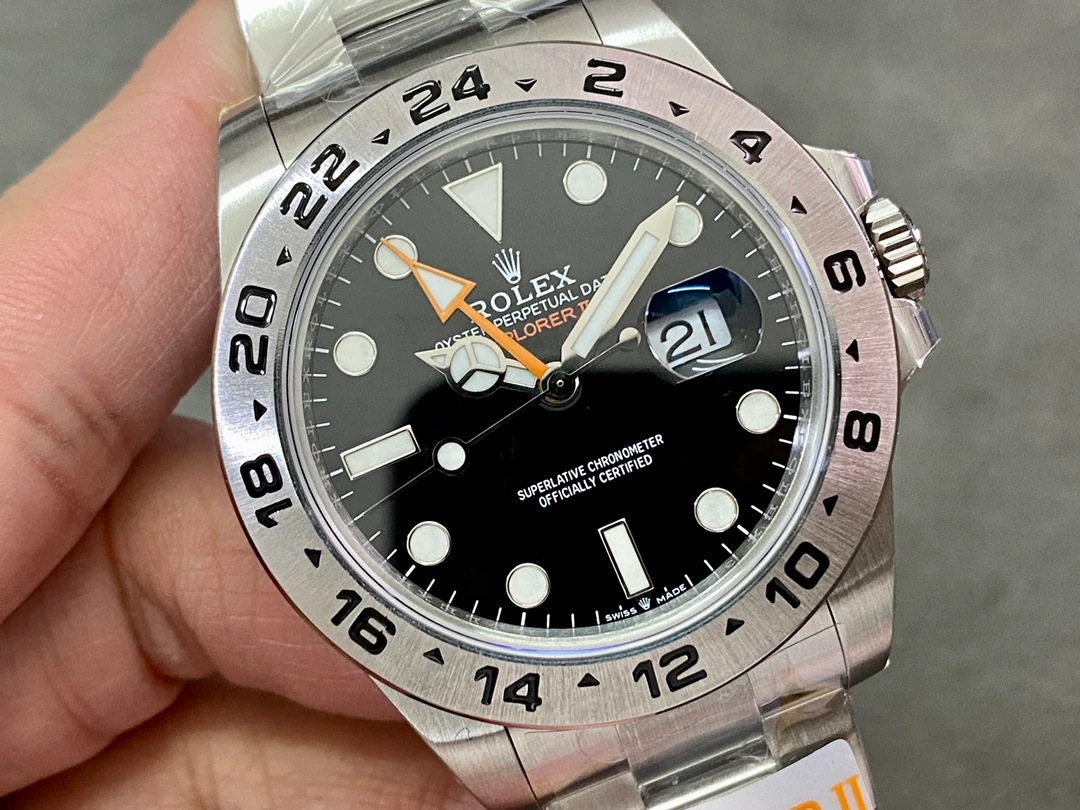 Explorer II 42 — supplier listing photo of this configuration, view 2
