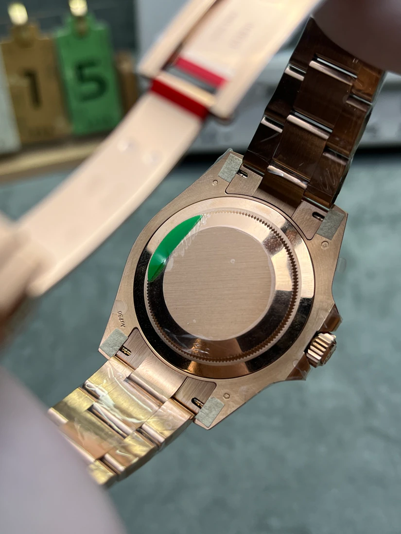 GMT-Master II 40 — صورة من إدراج المورّد لهذه المواصفات، زاوية 6