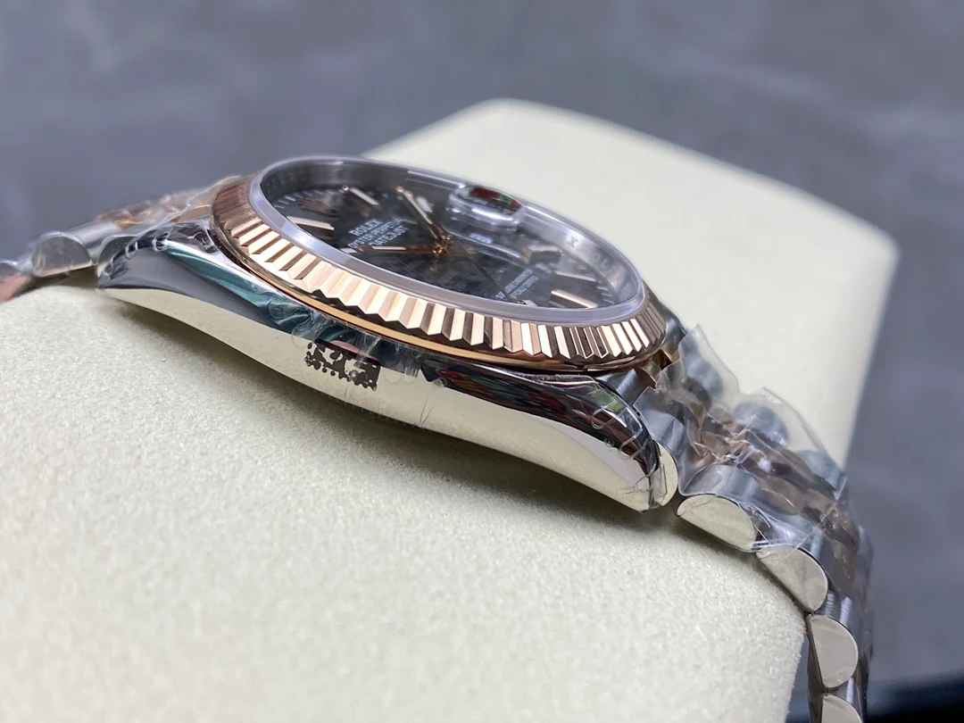 Datejust 36 — supplier listing photo of this configuration, view 4