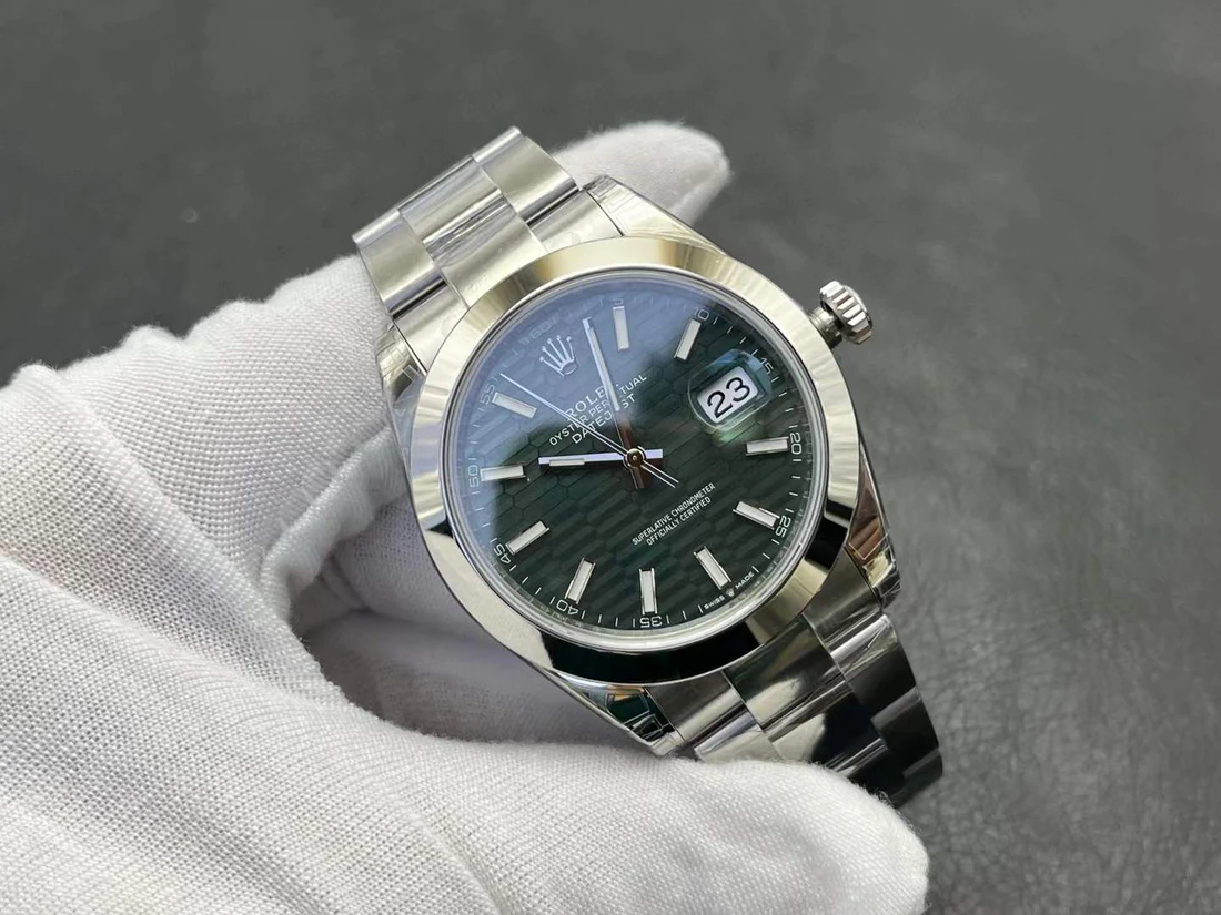 Datejust 41 — صورة من إدراج المورّد لهذه المواصفات، زاوية 3
