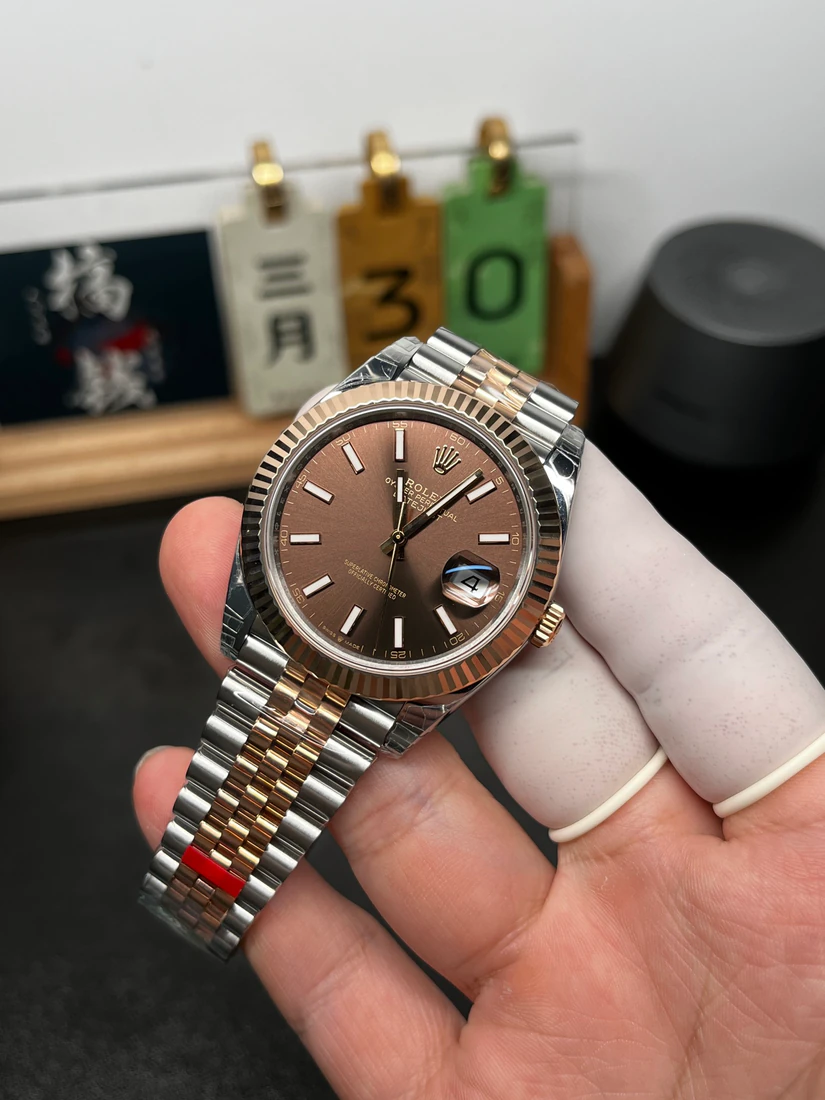 Datejust 41 — صورة من إدراج المورّد لهذه المواصفات، زاوية 2