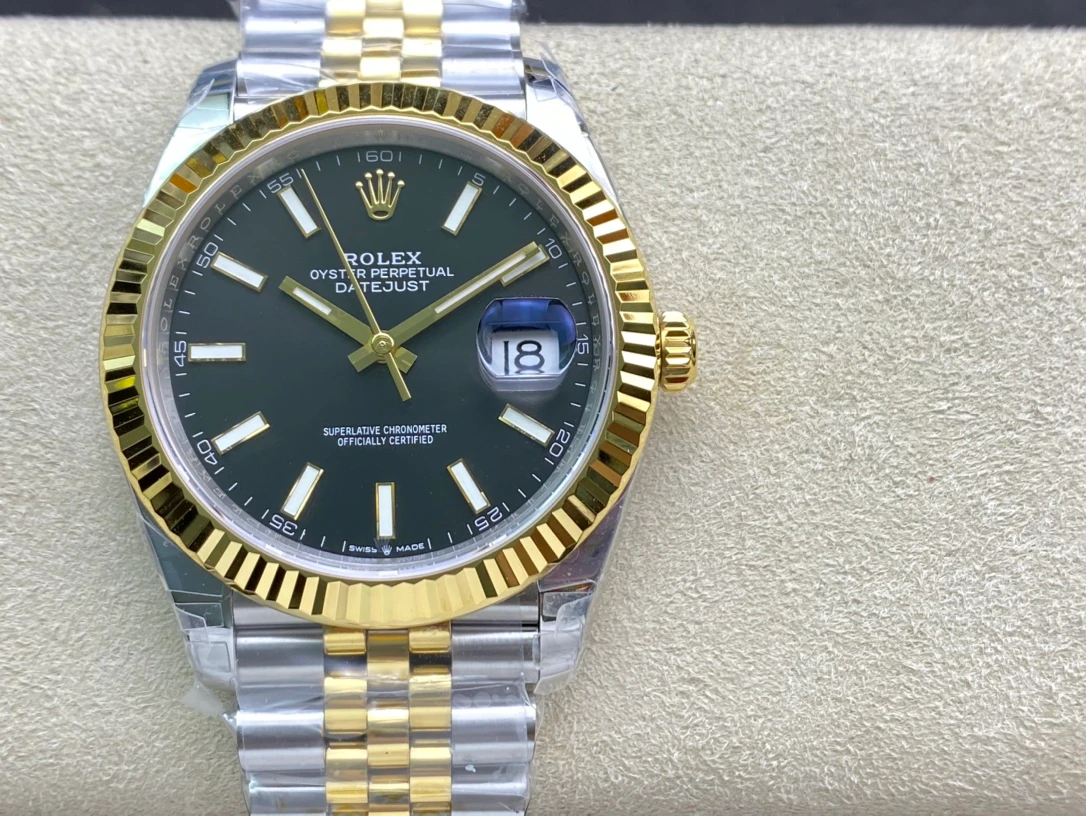 Datejust 41 — supplier listing photo of this configuration, view 1