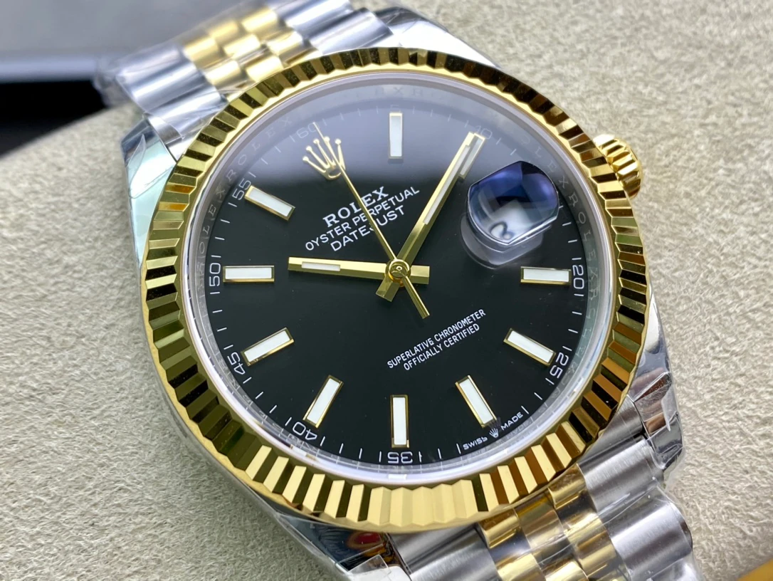 Datejust 41 — supplier listing photo of this configuration, view 2
