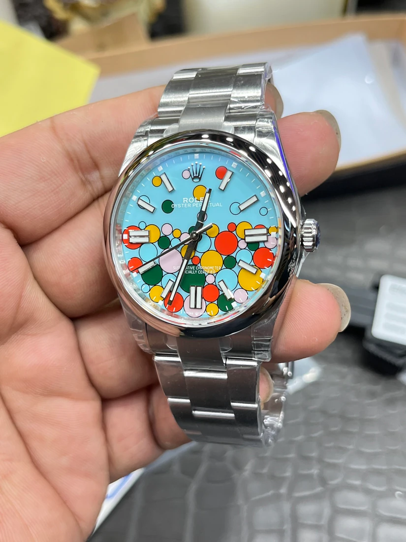Oyster Perpetual 41 — supplier listing photo of this configuration, view 3