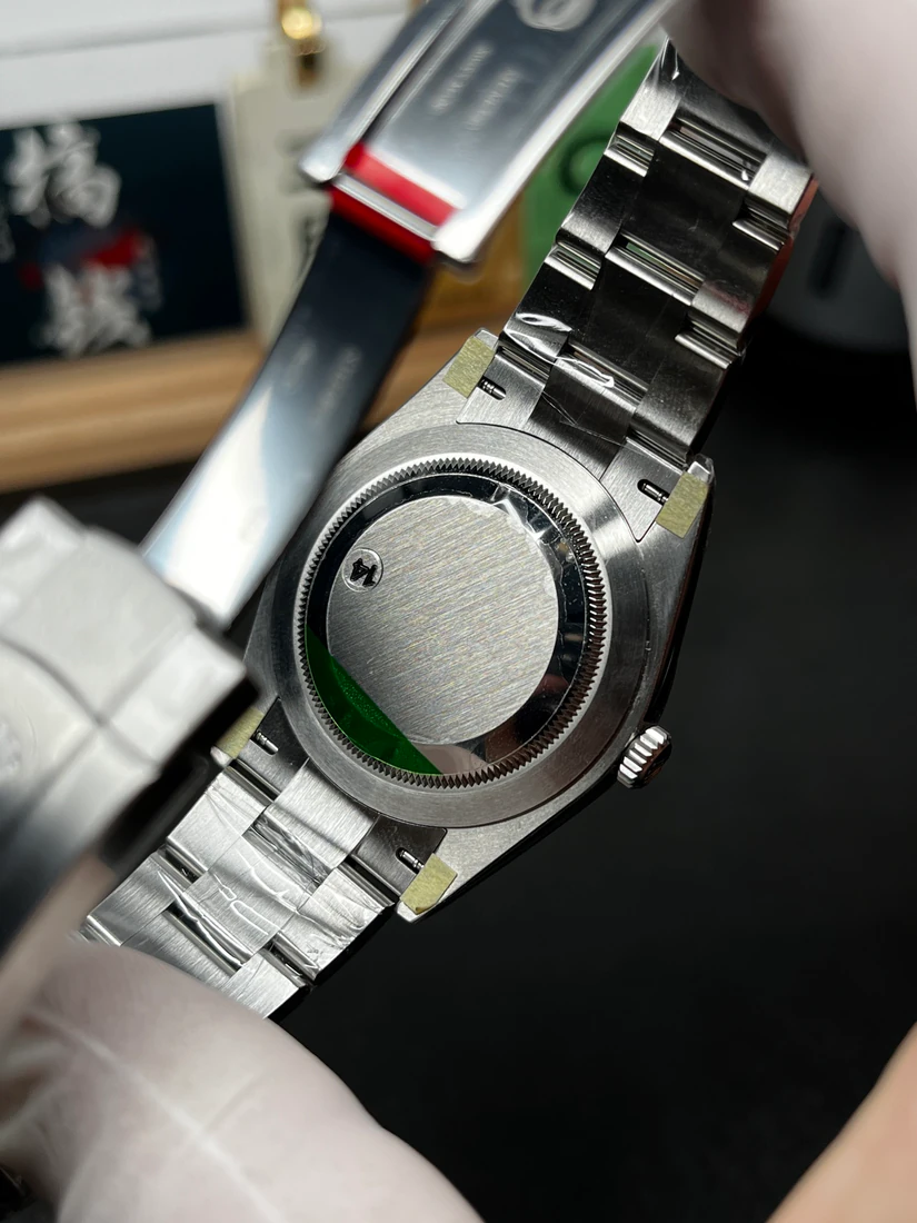 Oyster Perpetual 41 — supplier listing photo of this configuration, view 6