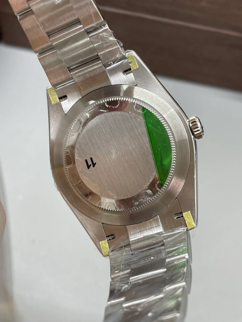 Oyster Perpetual 41 — supplier listing photo of this configuration, view 7