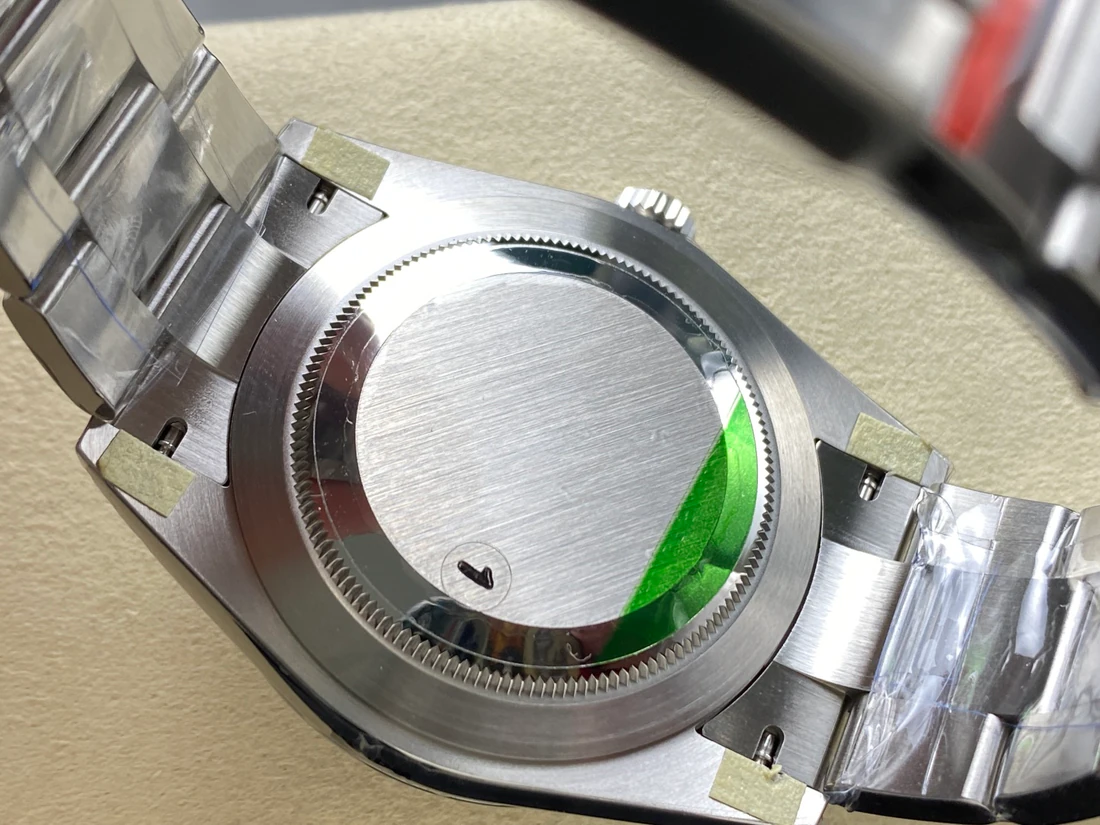 Oyster Perpetual 41 — صورة من إدراج المورّد لهذه المواصفات، زاوية 7