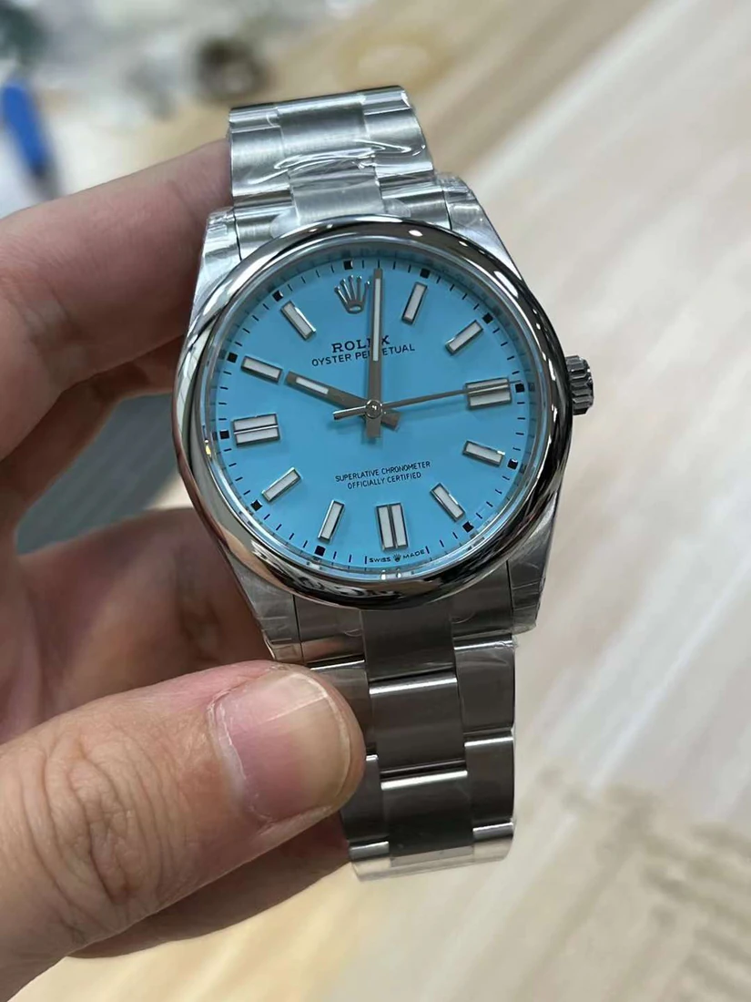 Oyster Perpetual 41 — supplier listing photo of this configuration, view 1
