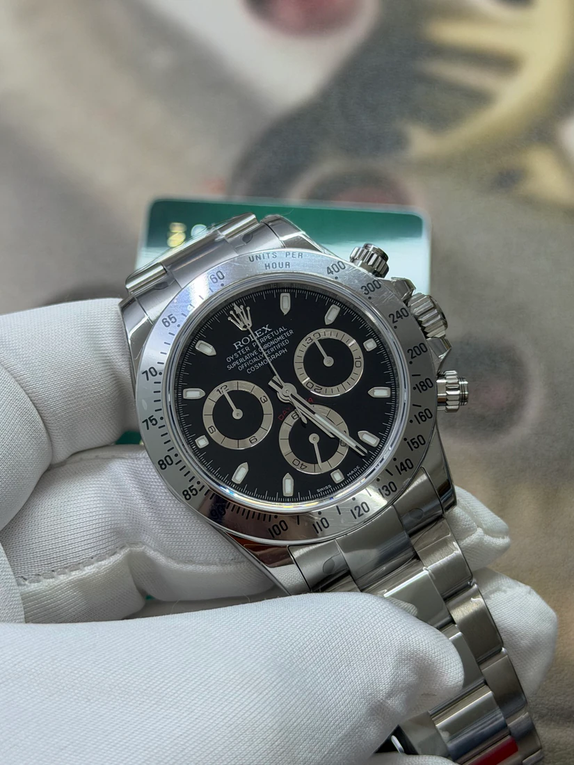 Cosmograph Daytona 40 — supplier listing photo of this configuration, view 2