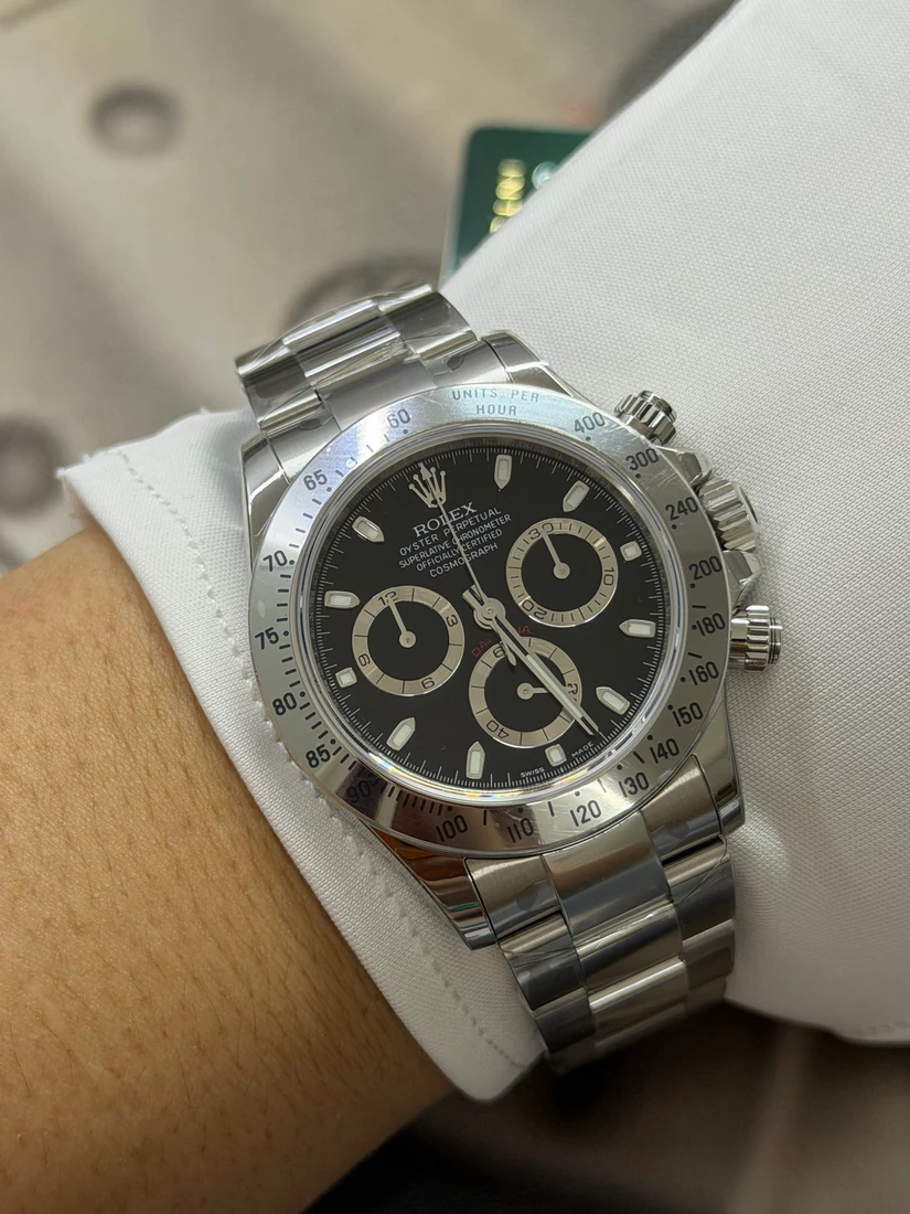 Cosmograph Daytona 40 — supplier listing photo of this configuration, view 7