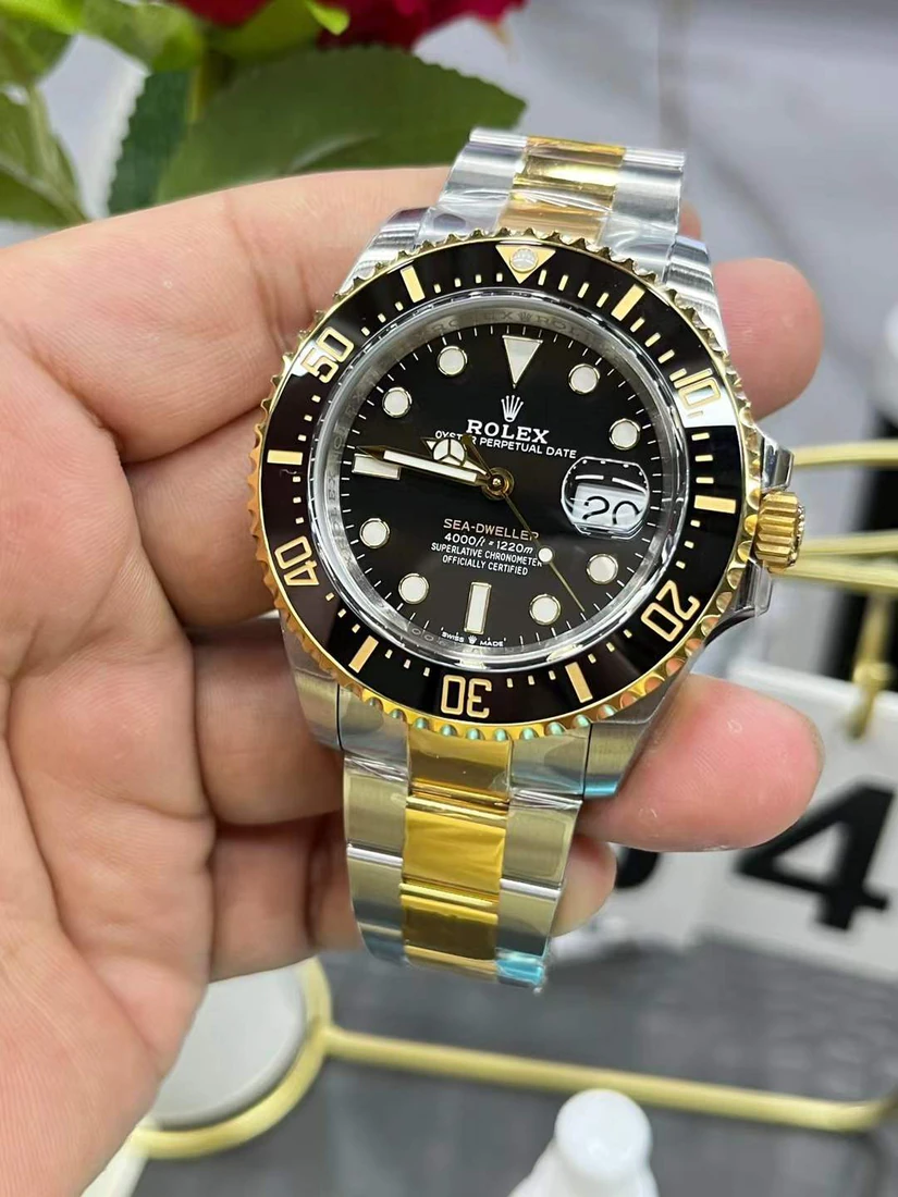 Sea-Dweller 43 — supplier listing photo of this configuration, view 2