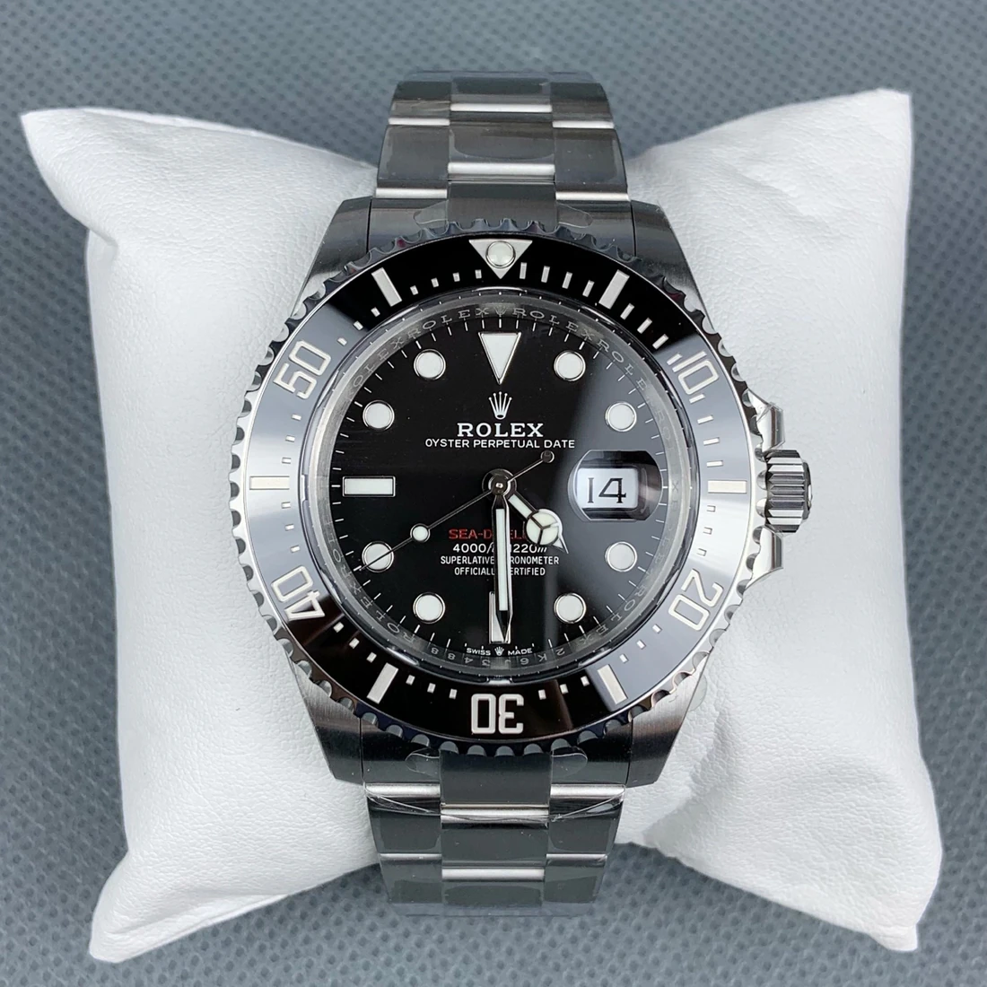Sea-Dweller 43 — صورة من إدراج المورّد لهذه المواصفات، زاوية 1