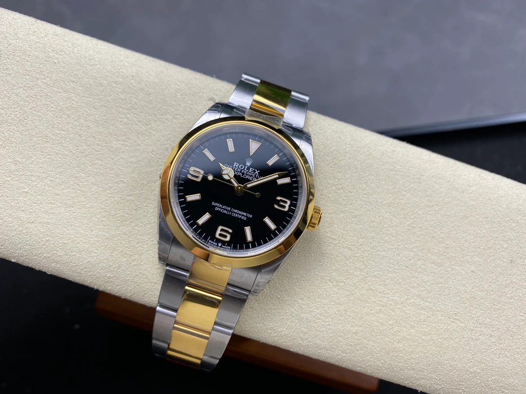 Explorer 36 — supplier listing photo of this configuration, view 8